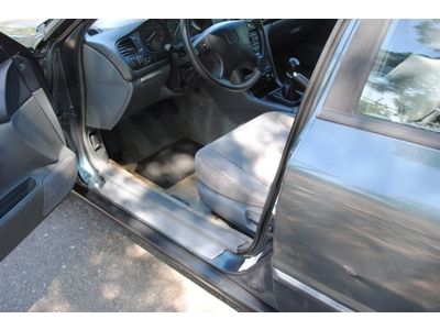 LX Manual 2.2L Front Wheel Drive Wheel Covers Steel Wheels Power Steering A/C, image 23