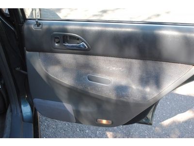 LX Manual 2.2L Front Wheel Drive Wheel Covers Steel Wheels Power Steering A/C, image 27