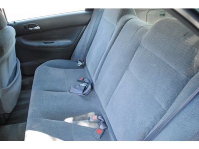 LX Manual 2.2L Front Wheel Drive Wheel Covers Steel Wheels Power Steering A/C, image 34