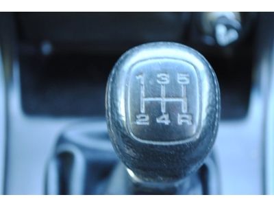 LX Manual 2.2L Front Wheel Drive Wheel Covers Steel Wheels Power Steering A/C, image 49