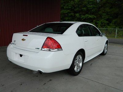 3.6L FWD CARFAX 1-OWNER CLOTH SEATS LOW MILES, image 3