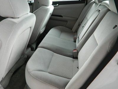 3.6L FWD CARFAX 1-OWNER CLOTH SEATS LOW MILES, image 6