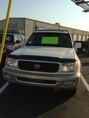 2000 Toyota Land Cruiser Base Sport Utility 4-Door 4.7L (4 X 4), image 3