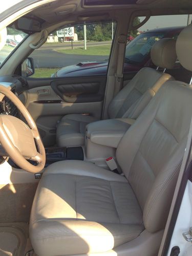 2000 Toyota Land Cruiser Base Sport Utility 4-Door 4.7L (4 X 4), image 4
