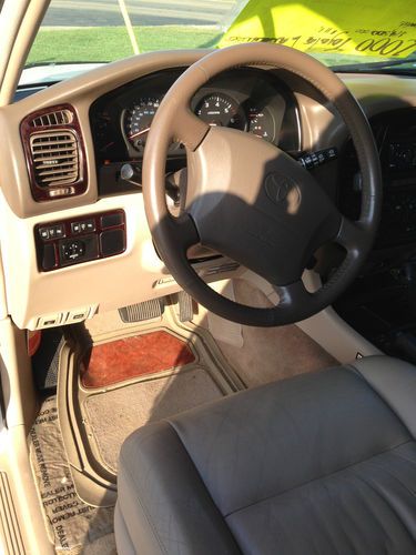 2000 Toyota Land Cruiser Base Sport Utility 4-Door 4.7L (4 X 4), image 6