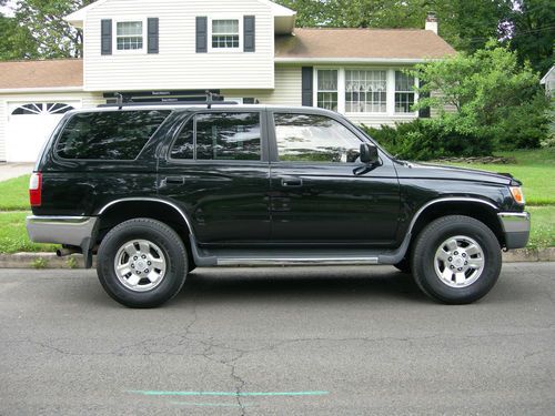 Toyota 4runner sr5 4x4 clean truck no reserve