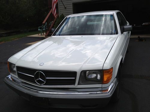 1984 mercedes benz 500sec coupe-white