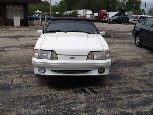 1989 ford mustang gt convertible 2-door 5.0l