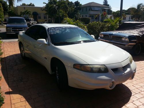 2003 pontiac bonneville sle sedan 4-door 3.8l