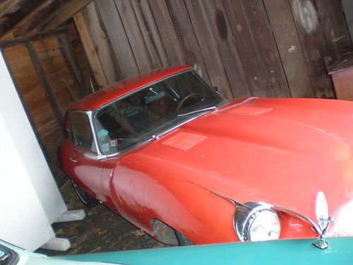 Jaguar xke 2+2 for restoration