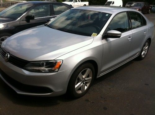 2012 volkswagen jetta tdi premium sedan 4-door 2.0l