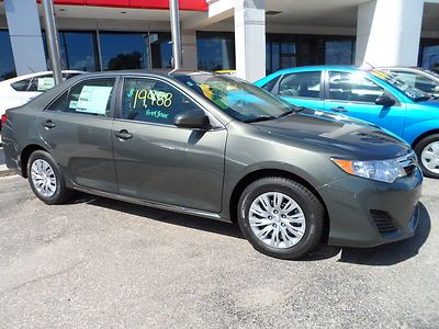 New 2013 toyota camry le for just $18,988.00 this is not a ce camry it's a le