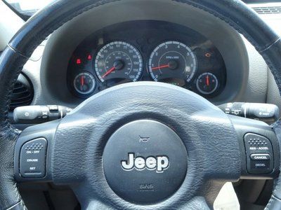 SPORT 4X4 SUV 3.7L V6 Clean Car Fax Red Tan Local Vehicle, image 27