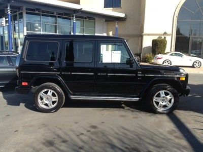 Black on black 2002 g500 low miles and extra clean!