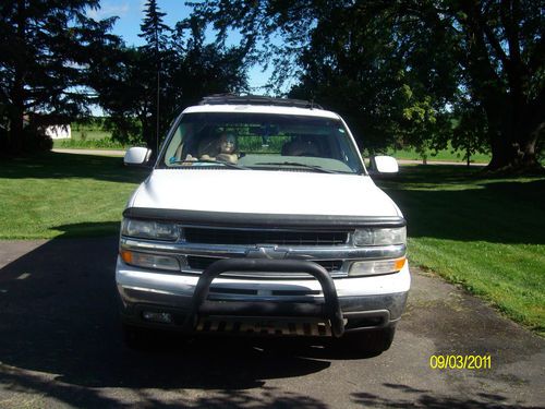 2002 chevrolet suburban 1500 ls sport utility 4-door 6.0l