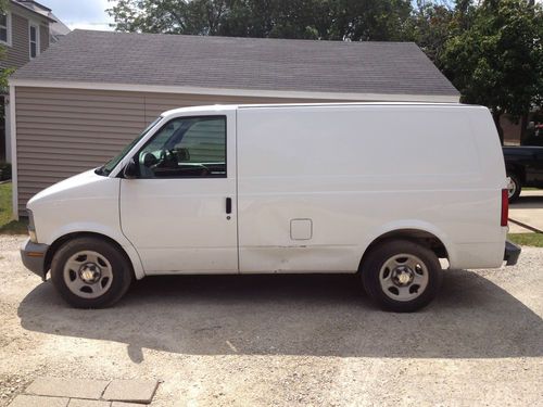 2004 chevrolet astro base standard cargo van 3-door 4.3l