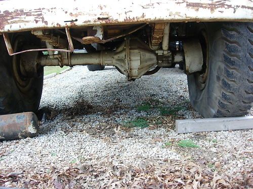 Ford 2 ton 4x4 truck monster rock crawler 16' bed 44