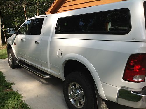 2012 3500 4x4 mega cab automatic laramie.