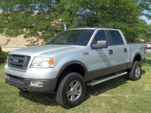 2005 ford f150 fx4 4x4 very clean