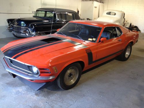 1970 boss 302. in storage 30 years. matching numbers. rust free. marti report.
