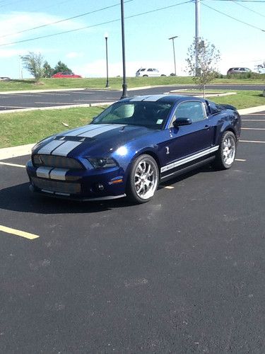 Ford shelby gt500 mustang    (loaded incl. navigation &amp; hid headlights)