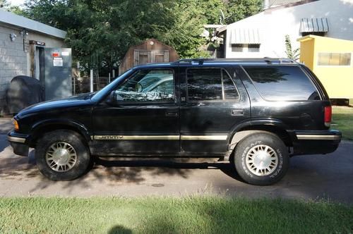 1997 gmc jimmy slt sport utility 4-door with blown engine (for parts or repair)