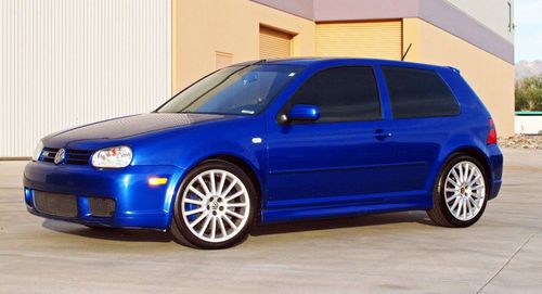 2004 volkswagen golf r32 hatchback 2-door 3.2l