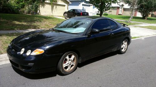 2001 black hyundai tiburon 2 door coupe