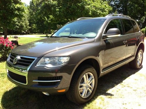 2008 volkswagen touareg base sport utility 4-door 3.6l