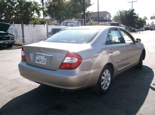 2002 Toyota Camry, NO RESERVE, image 2