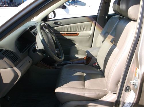 2002 Toyota Camry, NO RESERVE, image 4