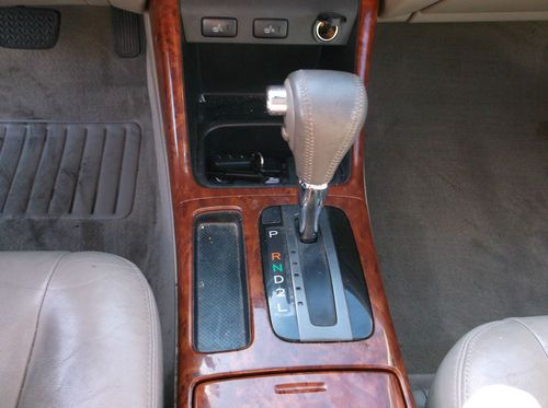 2002 Toyota Camry, NO RESERVE, image 5