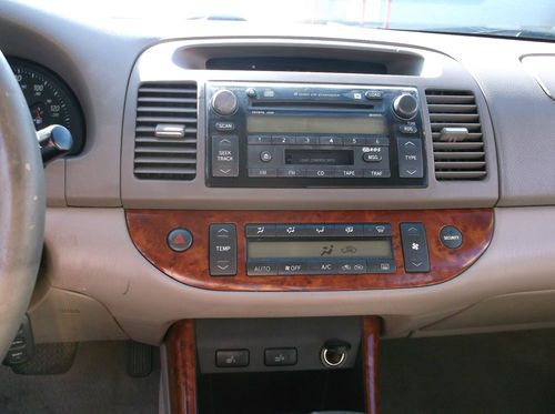 2002 Toyota Camry, NO RESERVE, image 7