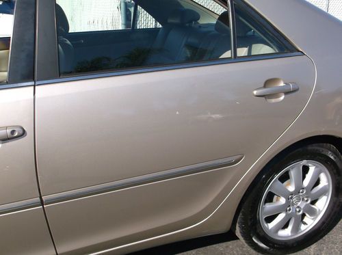 2002 Toyota Camry, NO RESERVE, image 9