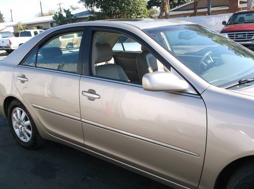 2002 Toyota Camry, NO RESERVE, image 15