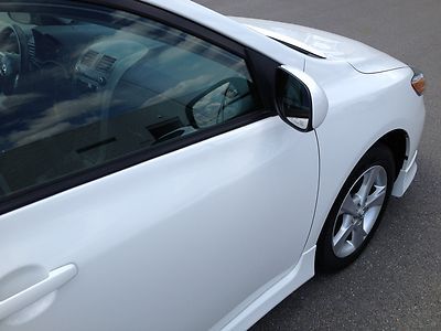11 S Certified Manual 1.8L Cruise Control AM/FM CD Aux Bluetooth 1 Owner TOC, image 27