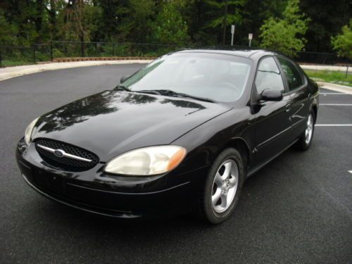 2002 ford taurus ses,leather,cd,loaded,great car,no reserve!!!