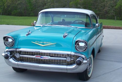 Beautiful Tropical Turqouise/India Ivory 2 door hardtop, image 4