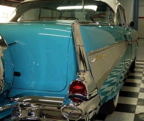 Beautiful Tropical Turqouise/India Ivory 2 door hardtop, image 5