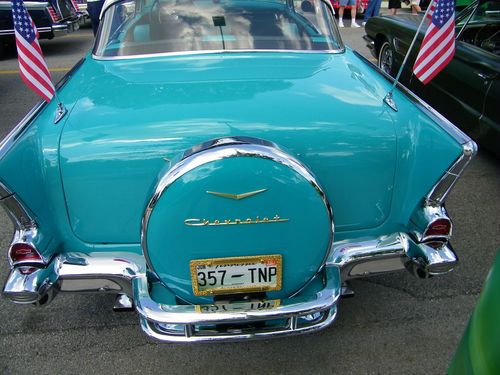 Beautiful Tropical Turqouise/India Ivory 2 door hardtop, image 6