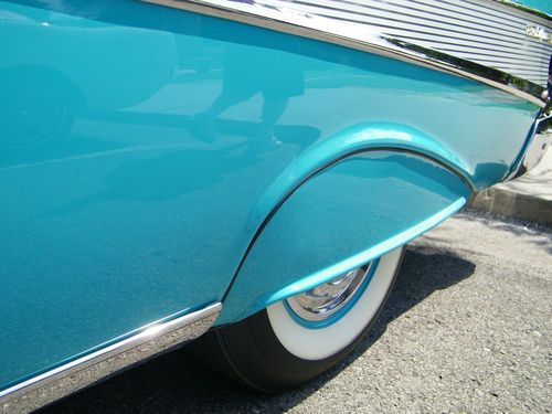 Beautiful Tropical Turqouise/India Ivory 2 door hardtop, image 7