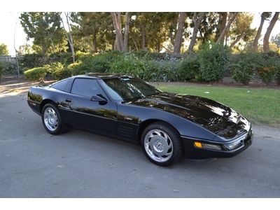 92 zr1 vette, black gray interior 350/375hp 6-speed excellent shape 25k miles