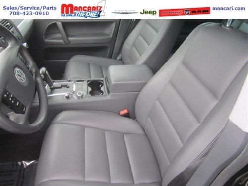 Black VW Touareg 2 VR6 V6 SUV 3.6L All Wheel Drive Leather Sunroof Smoke free, image 16