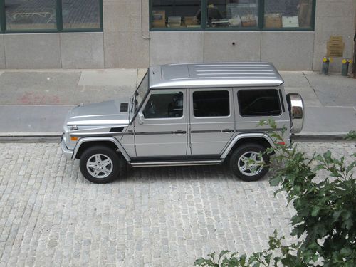 2002 mercedes-benz g500 (silver, low mileage)