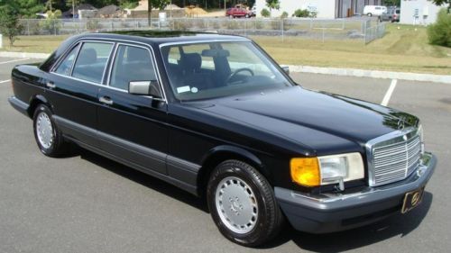 1990 mercedes benz 300 sel 69303 miles black/black exceptionally clean car !!!