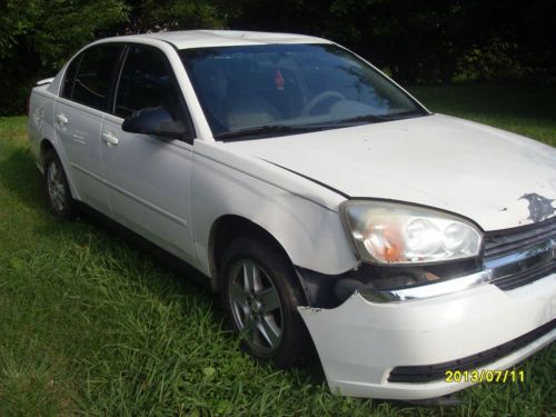 2005 chevrolet malibu ls sedan 4-door 3.5l, wrecked-does crank