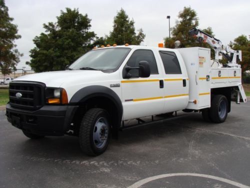 Crew cab, diesel,  2 ton crane , fully serviced, 1 owner