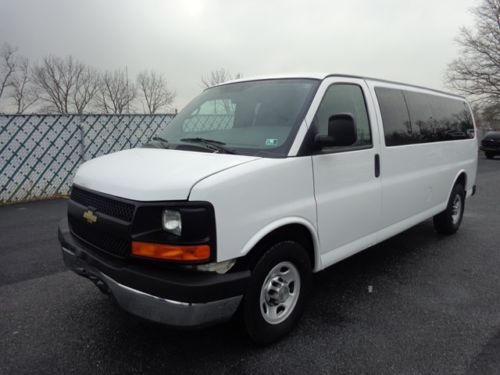 2012 chevrolet 3500 extended 15 passengers van low miles no reserve