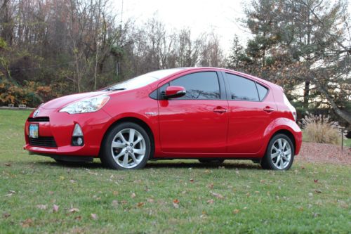 2012 Toyota Prius c Four (Absolutely Red) - ONE OWNER - IMMACULATE - GARAGE KEPT, US $18,995.00, image 2