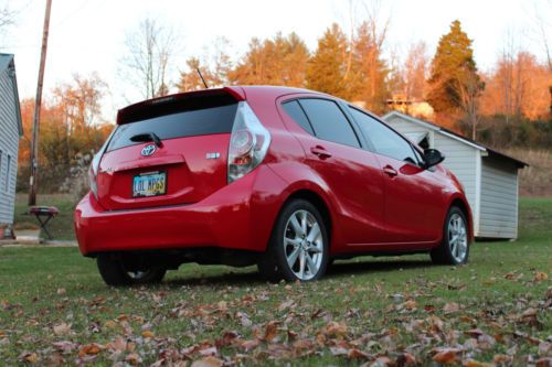 2012 Toyota Prius c Four (Absolutely Red) - ONE OWNER - IMMACULATE - GARAGE KEPT, US $18,995.00, image 4